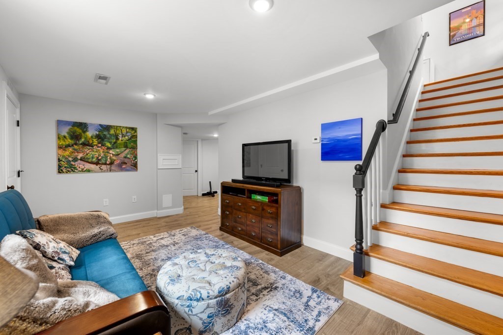 30 Gloucester St #30, Arlington, MA Photo #14