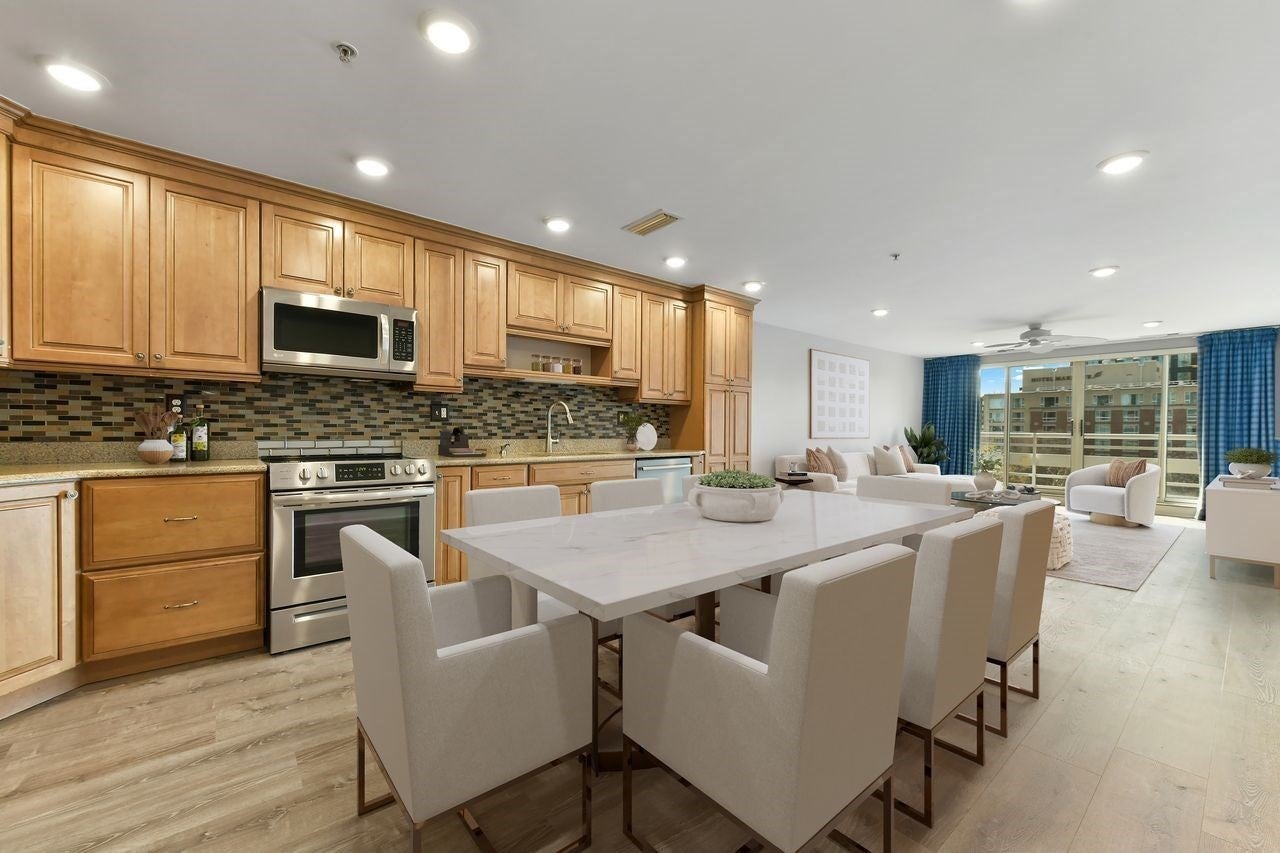 6 Canal Park 605, Cambridge MA 02141