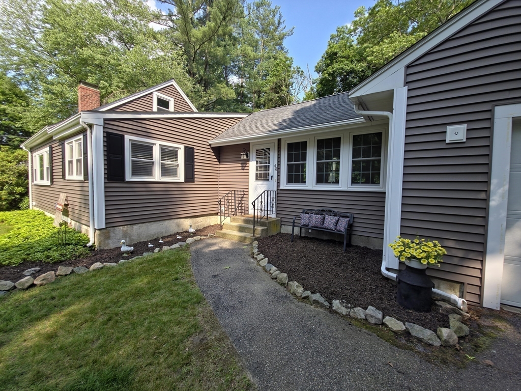48 Sofia Rd