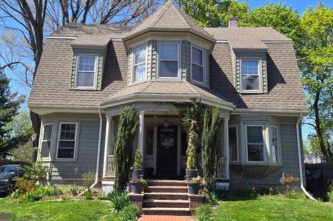 Photo of 42 Sheridan Street, Haverhill, MA 01830 (MLS # 73513053)