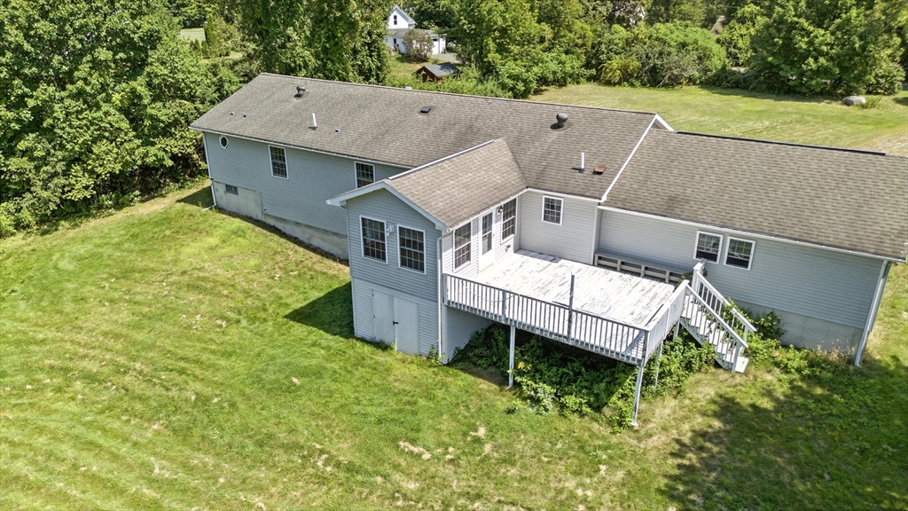 221 Moulton Hill Rd