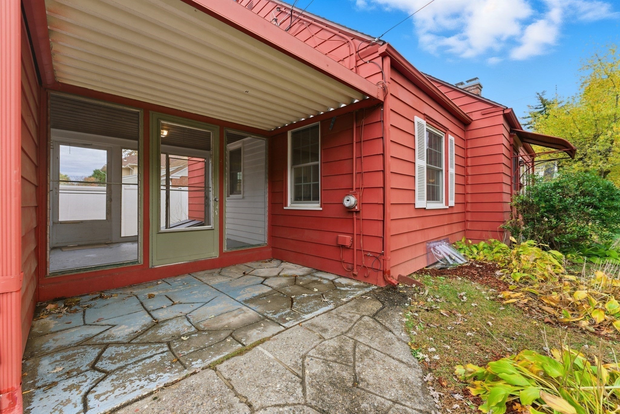 6 Bennington St, Springfield, MA Photo #36