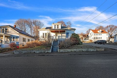 40 Jay St Gardner MA 01440