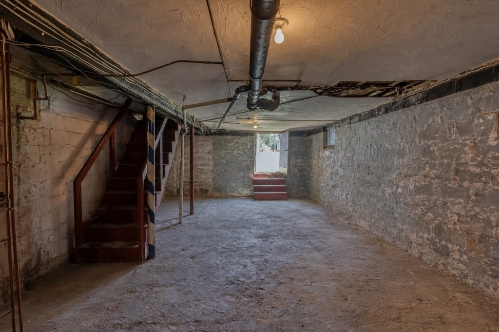 18 Grayson St, Boston, MA, 18 Grayson St, Boston, MA Photo #29