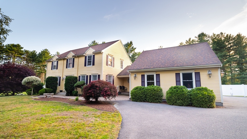 90 Braley Rd