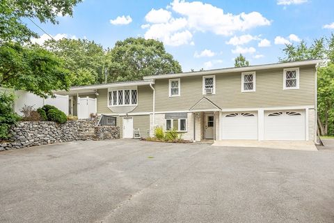 51 Old City Rd Townsend MA 01474