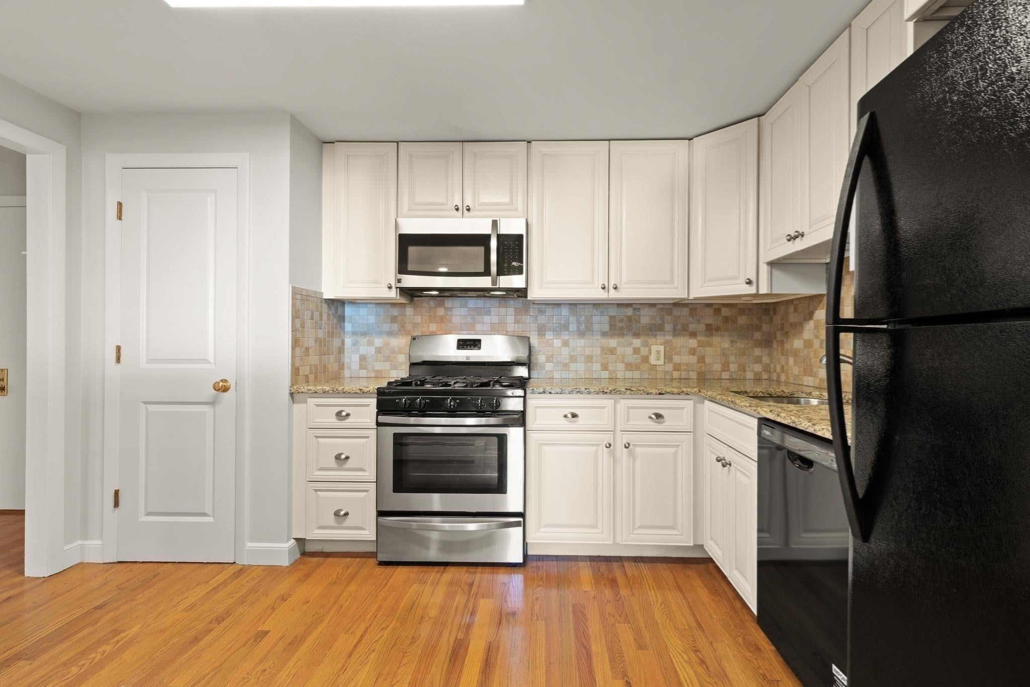 215 Massachusetts Ave #26, Arlington, MA, 215 Massachusetts Ave #26, Arlington, MA Photo #8