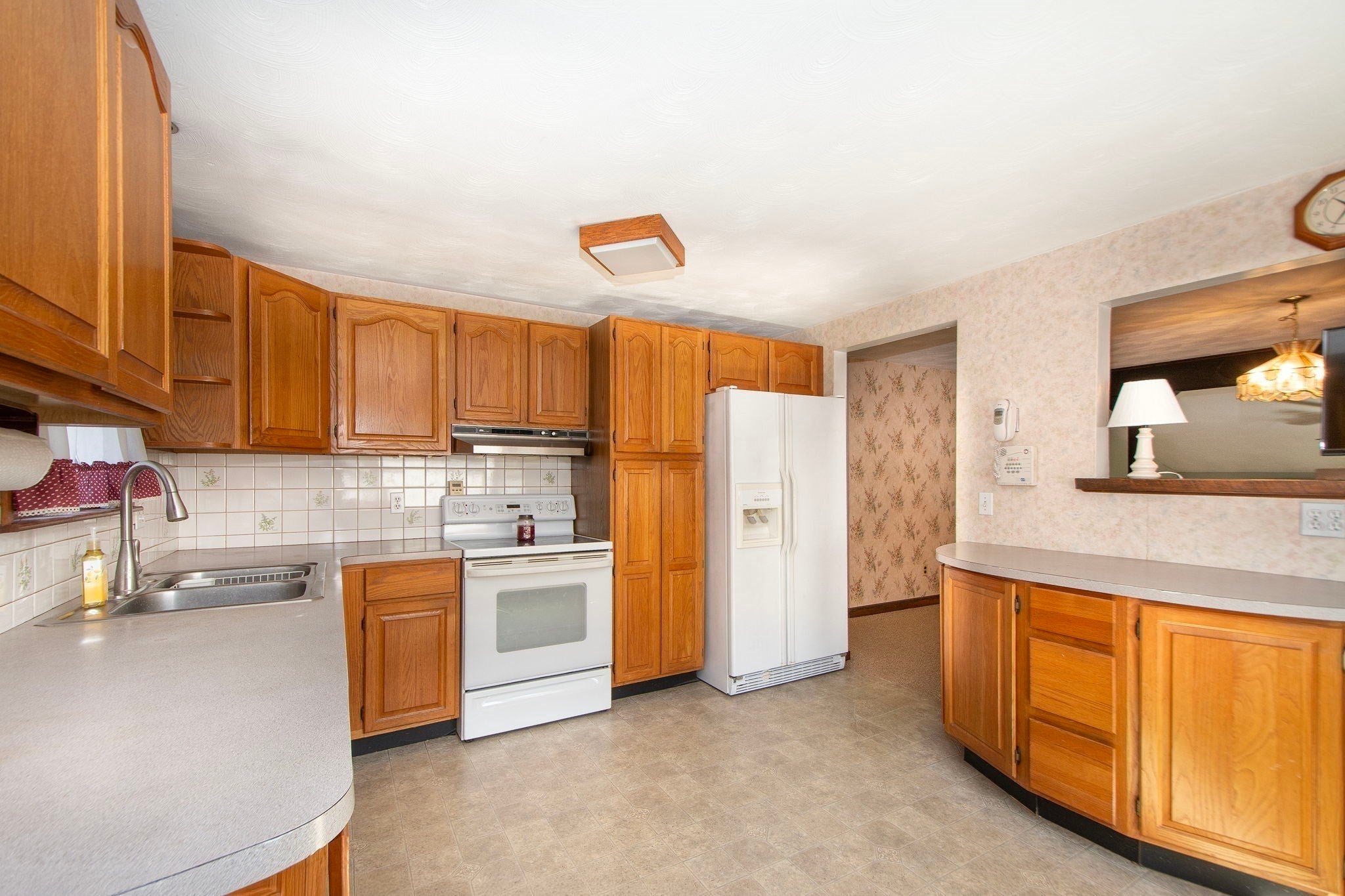 40 Border Rd, Holbrook, MA, 40 Border Rd, Holbrook, MA Photo #3