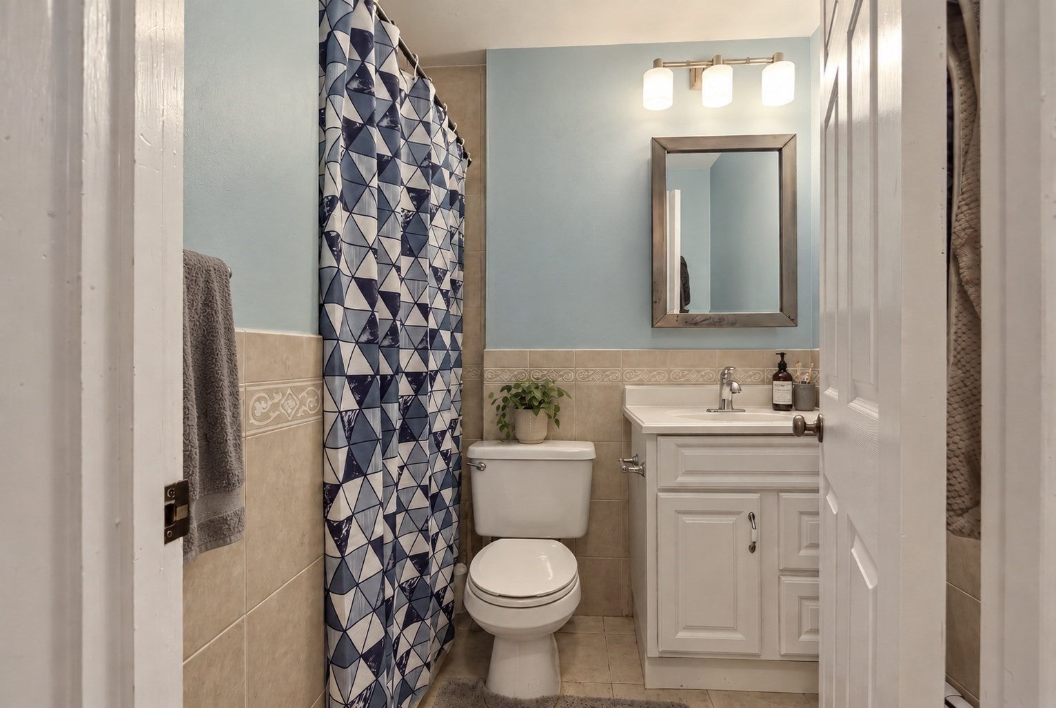 66 Beacon St #1, Chelsea, MA Photo #9