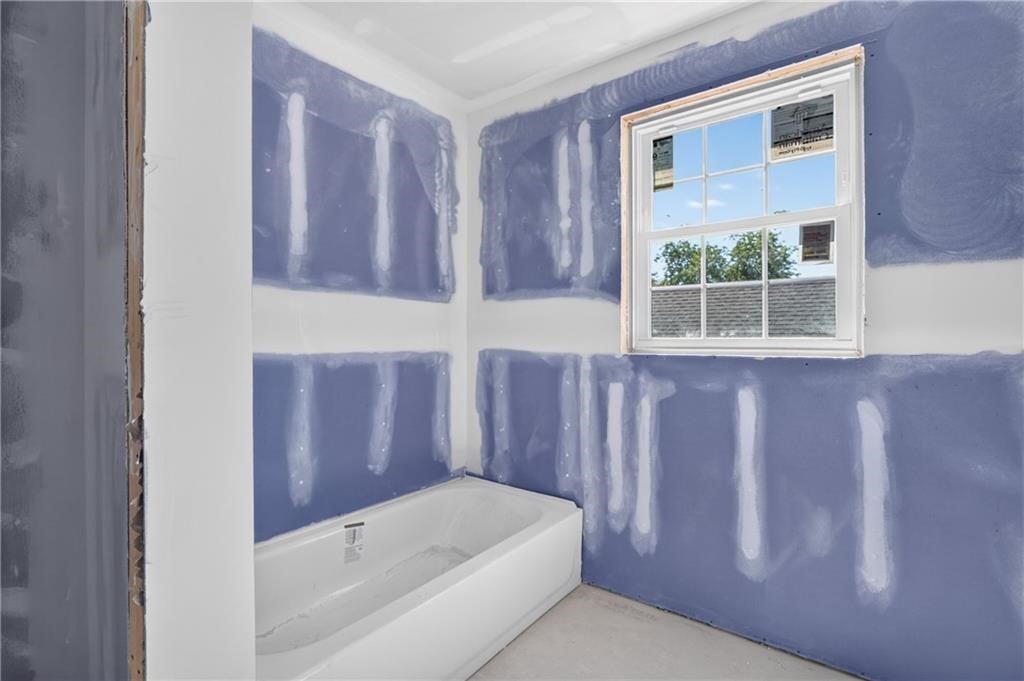 141 Ocean St, Providence, RI, 141 Ocean St, Providence, RI Photo #16