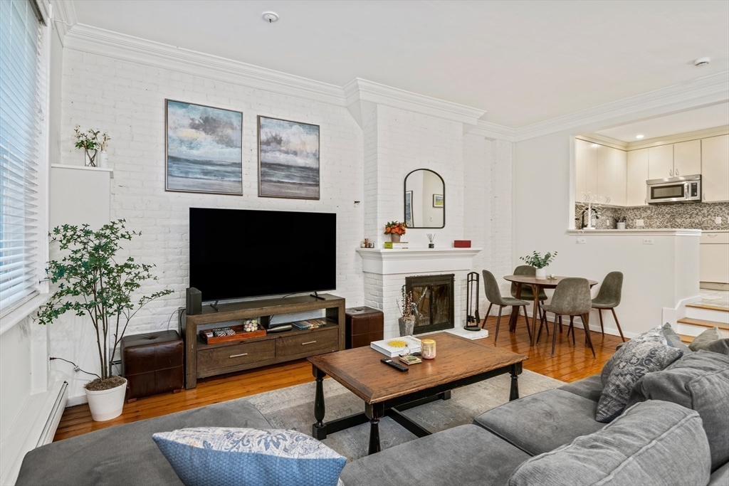 75 Marlborough Street 1