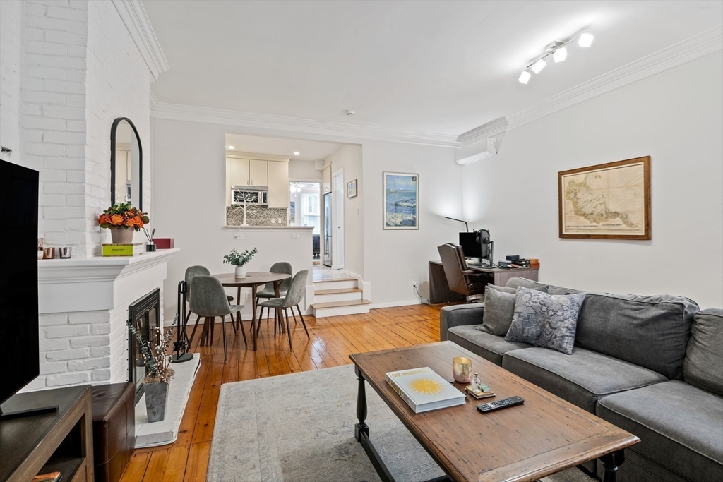 75 Marlborough Street 1