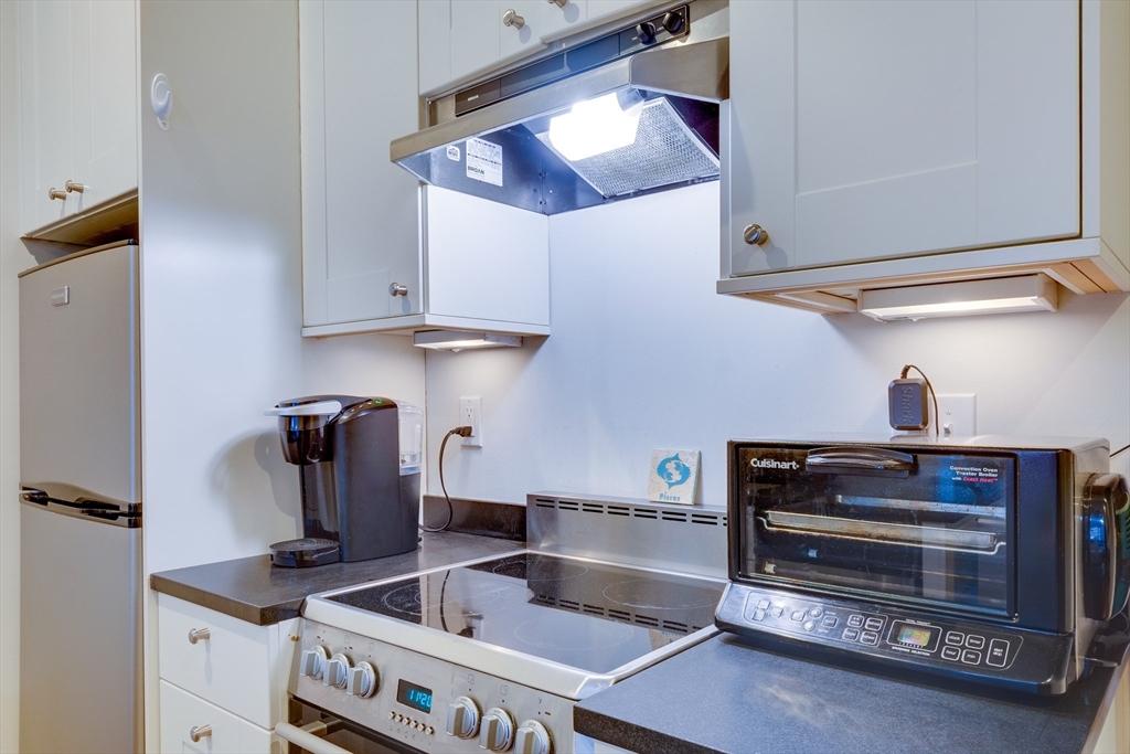 652 Massachusetts Ave 2