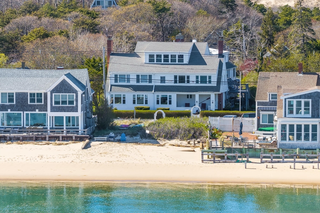 616 Commercial Street Unit 15