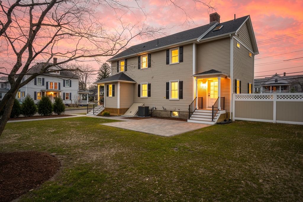 278 Main St