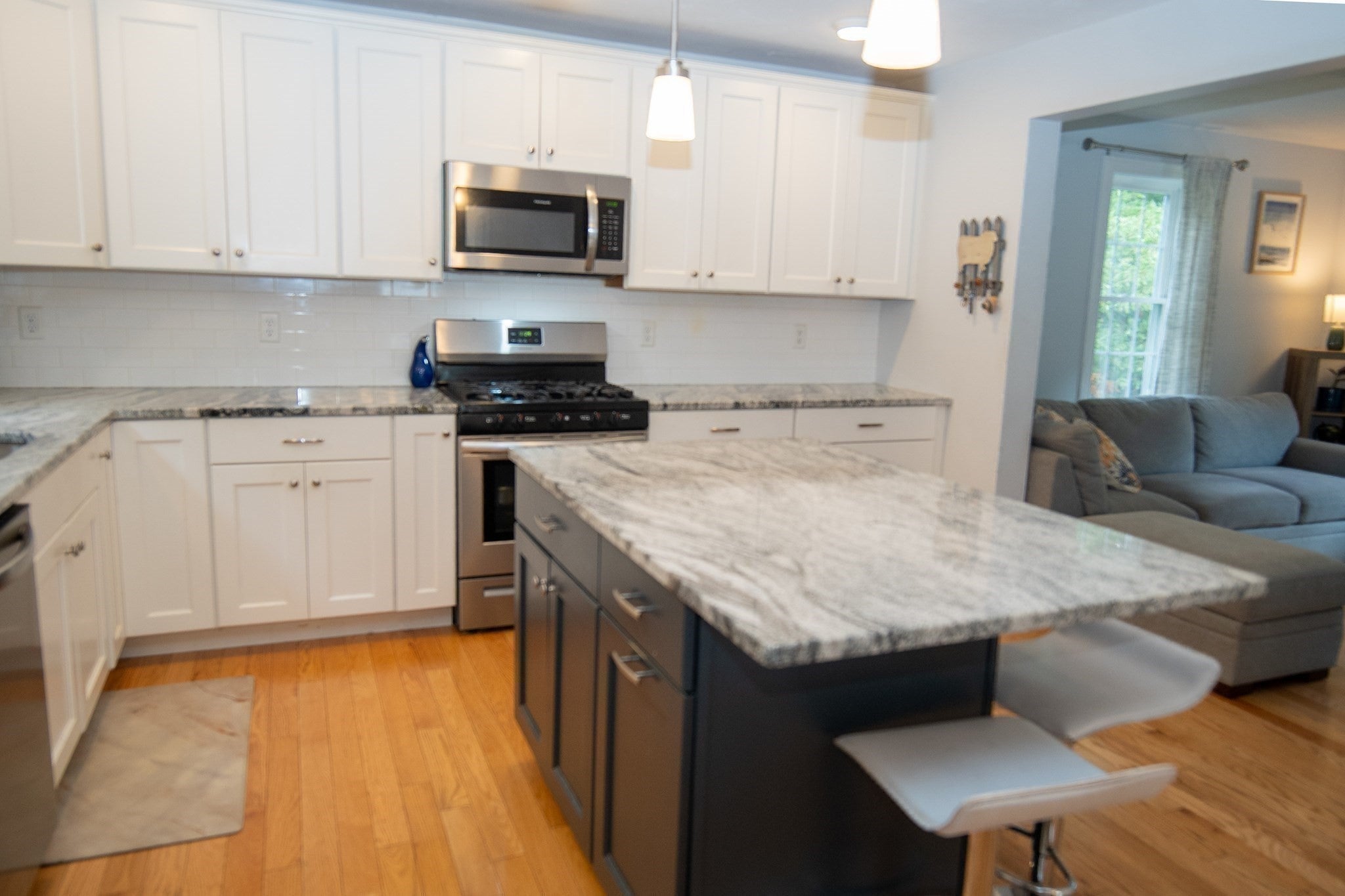 332 Monponsett St, Hanson, MA Photo #5