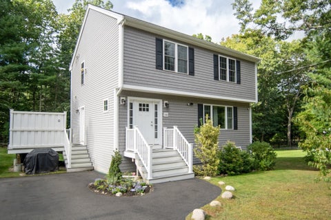 Photo of 332 Monponsett St, Hanson, MA 02341 (MLS # 73583613)