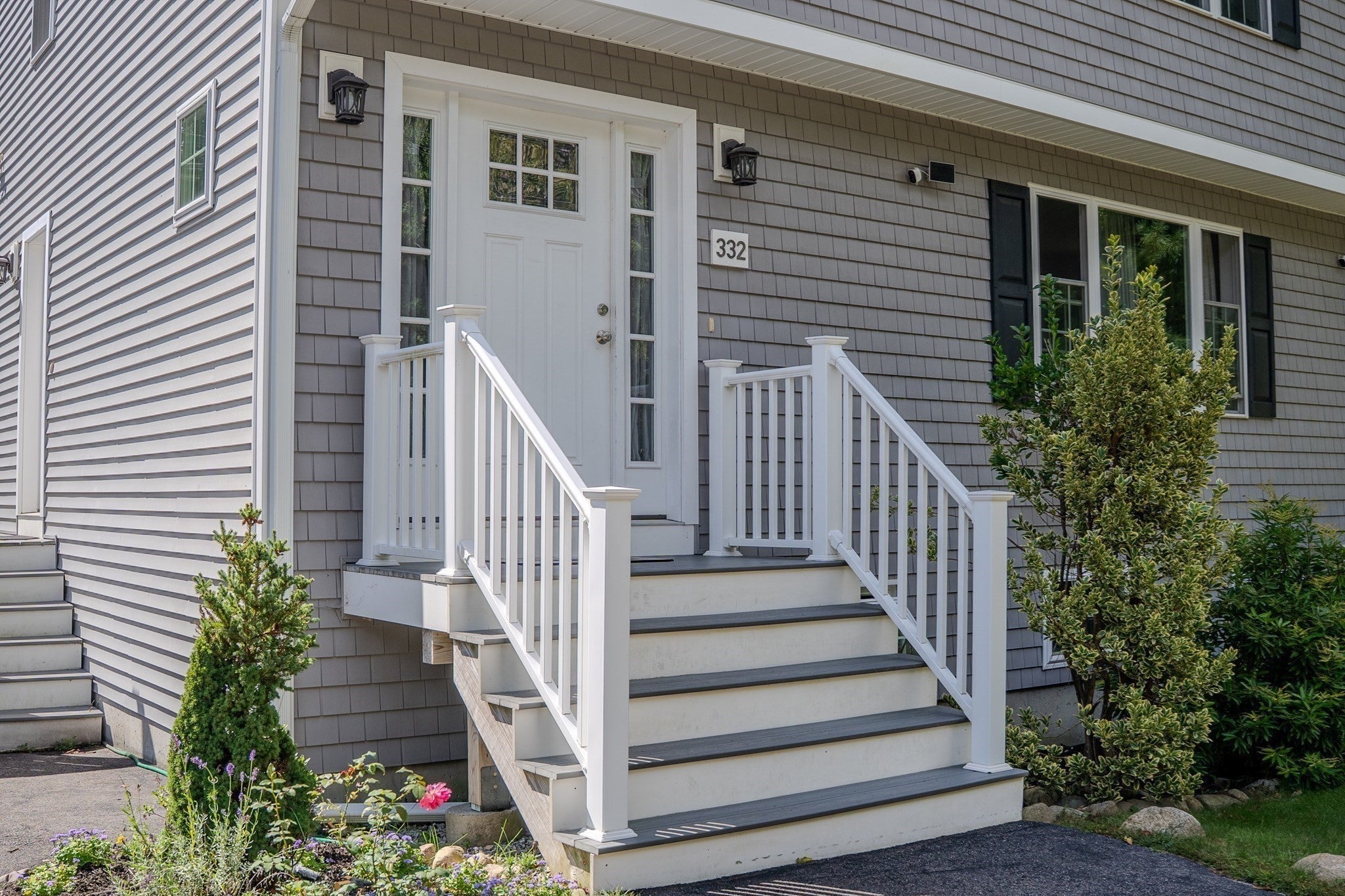 332 Monponsett St, Hanson, MA Photo #2