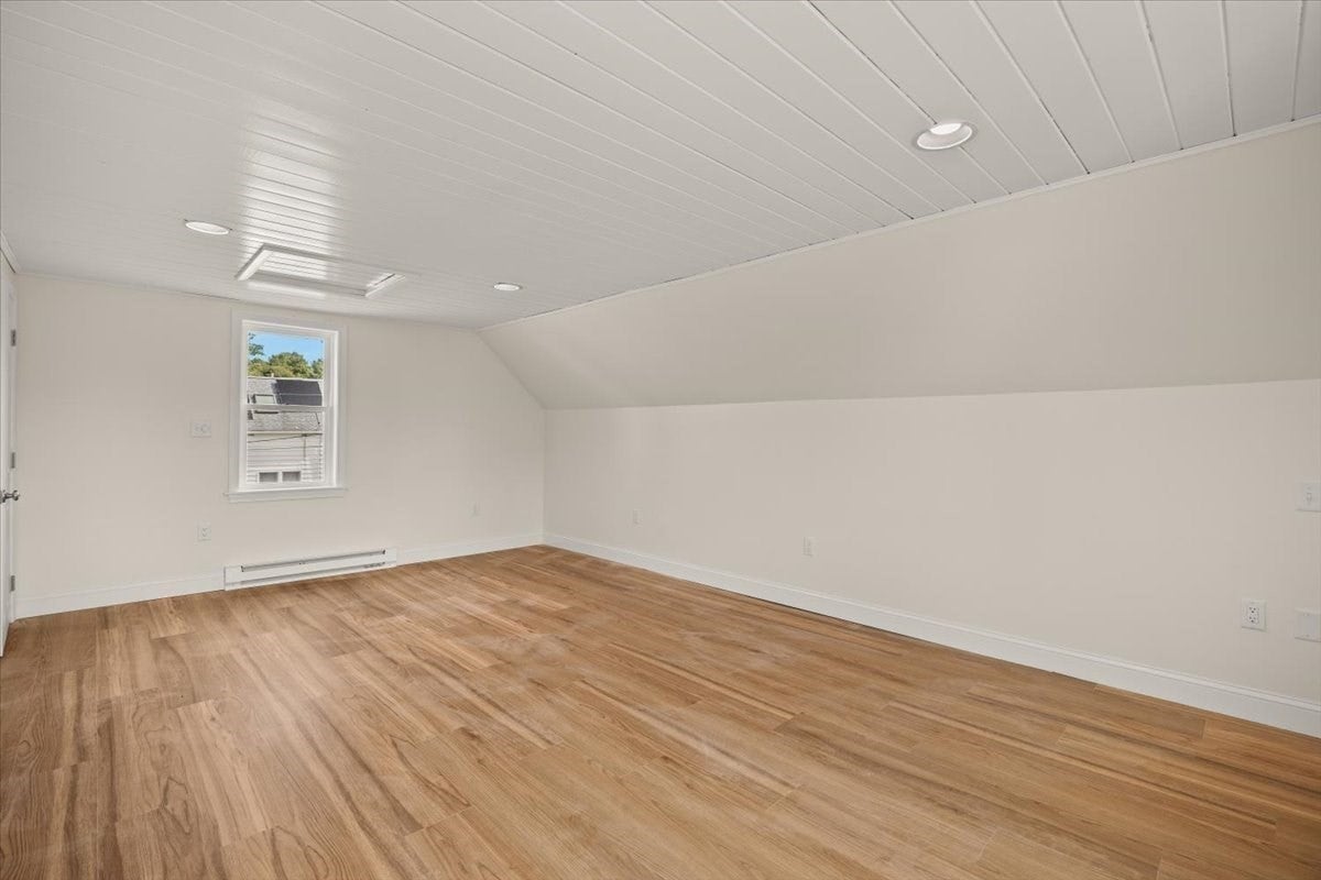 75 Ottawa St, Attleboro, MA Photo #32