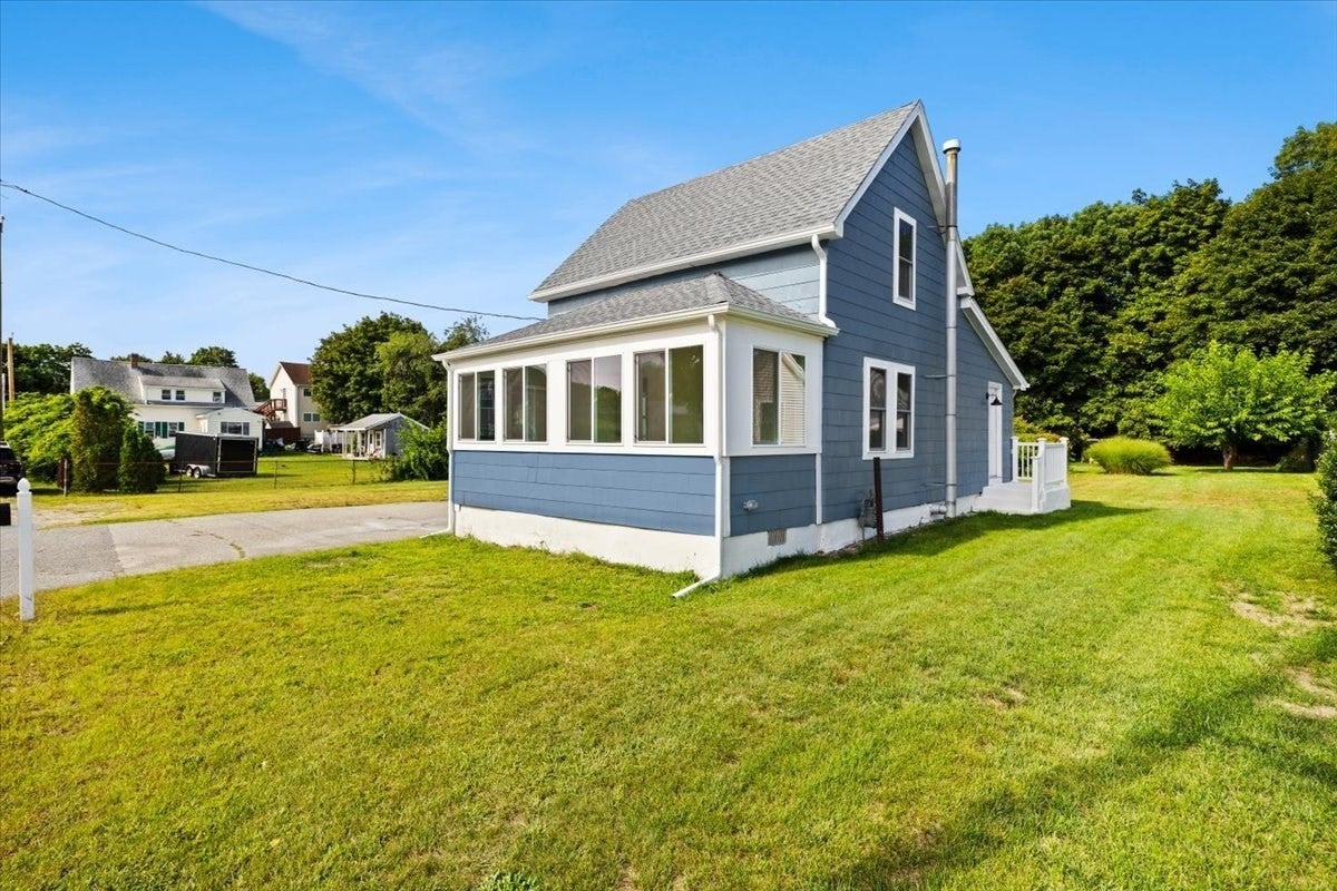 75 Ottawa St, Attleboro, MA Photo #1