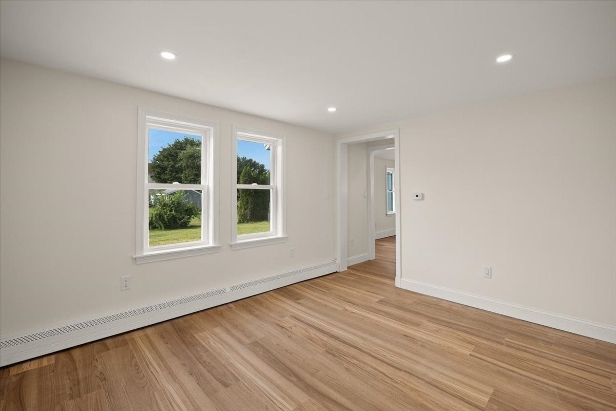 75 Ottawa St, Attleboro, MA Photo #22