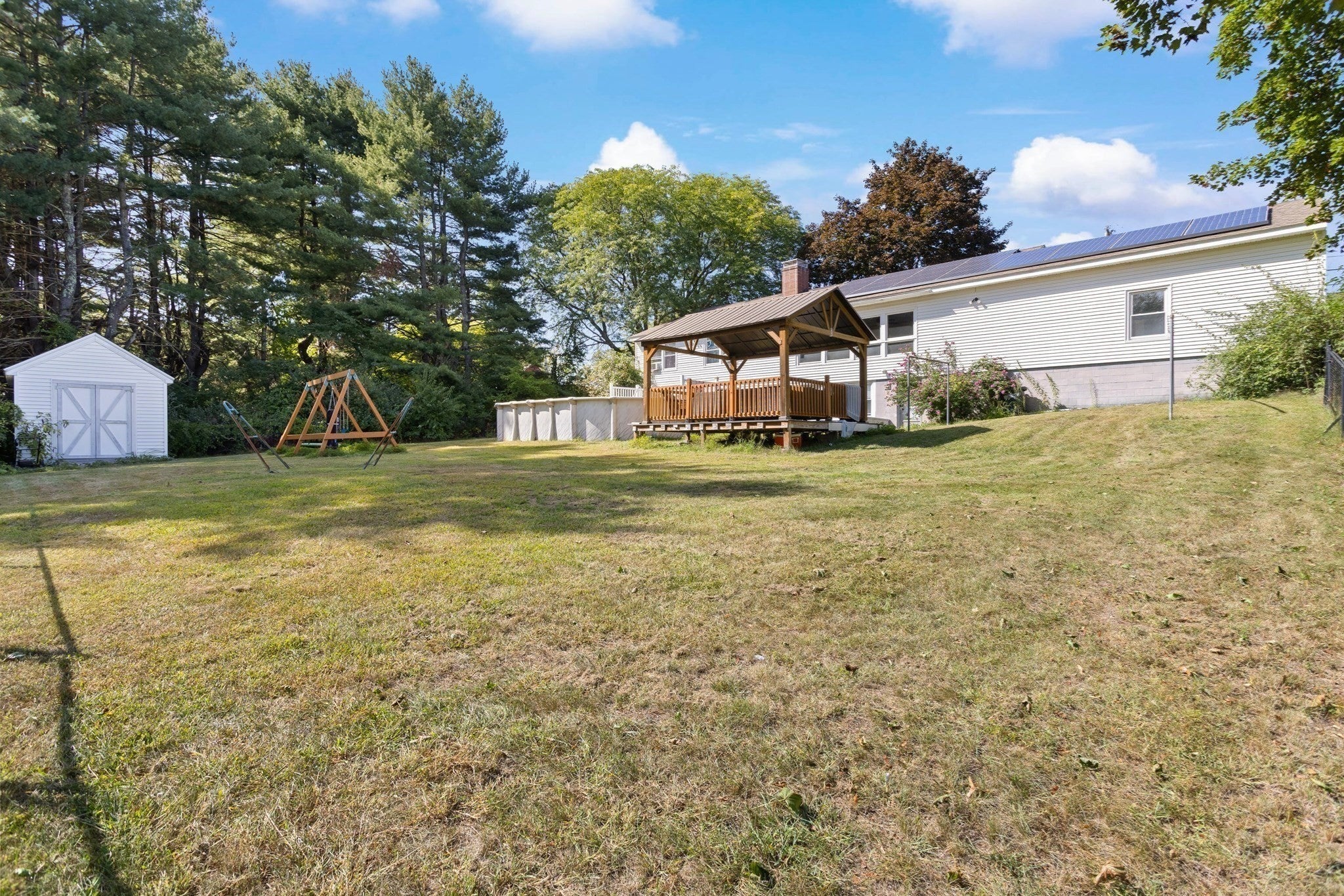 129 Pleasant Valley St, Methuen, MA Photo #32