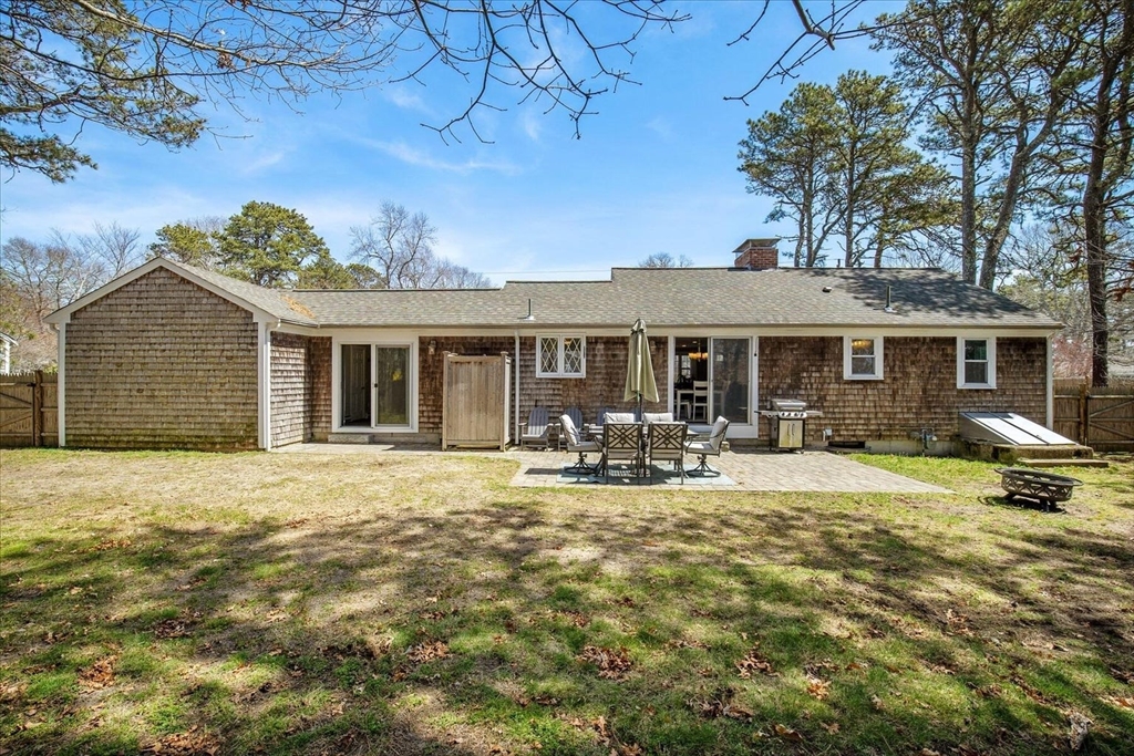 65 Phyllis Dr