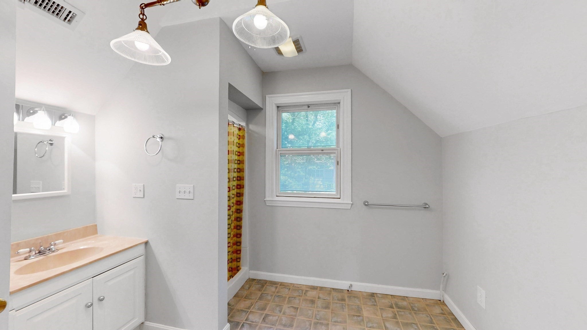 79 Woodchester Dr, Newton, MA Photo #21