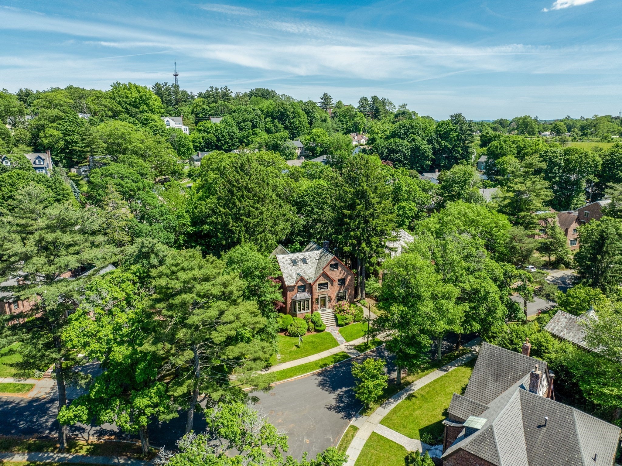 79 Woodchester Dr, Newton, MA Photo #28