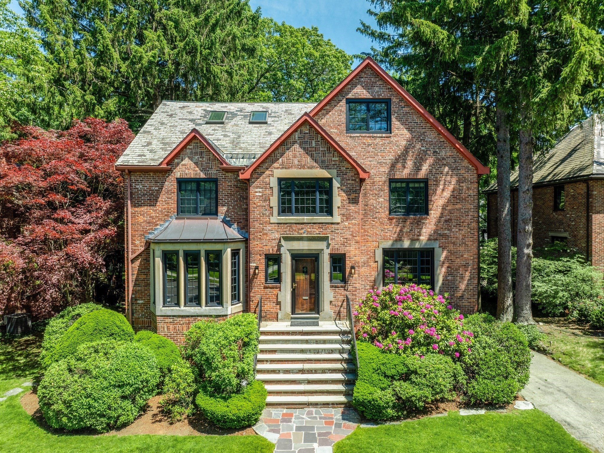 79 Woodchester Dr, Newton, MA Photo #1
