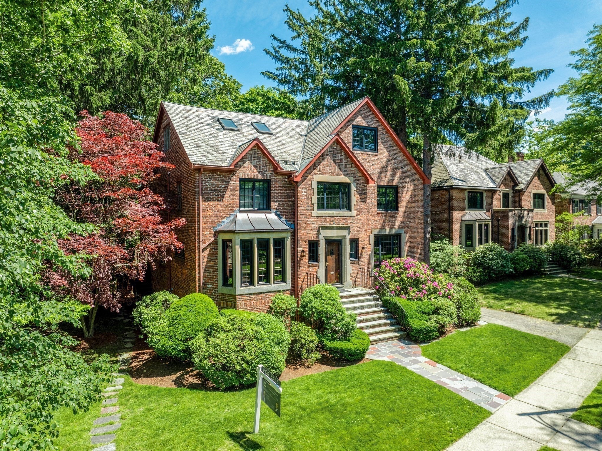 79 Woodchester Dr, Newton, MA Photo #27