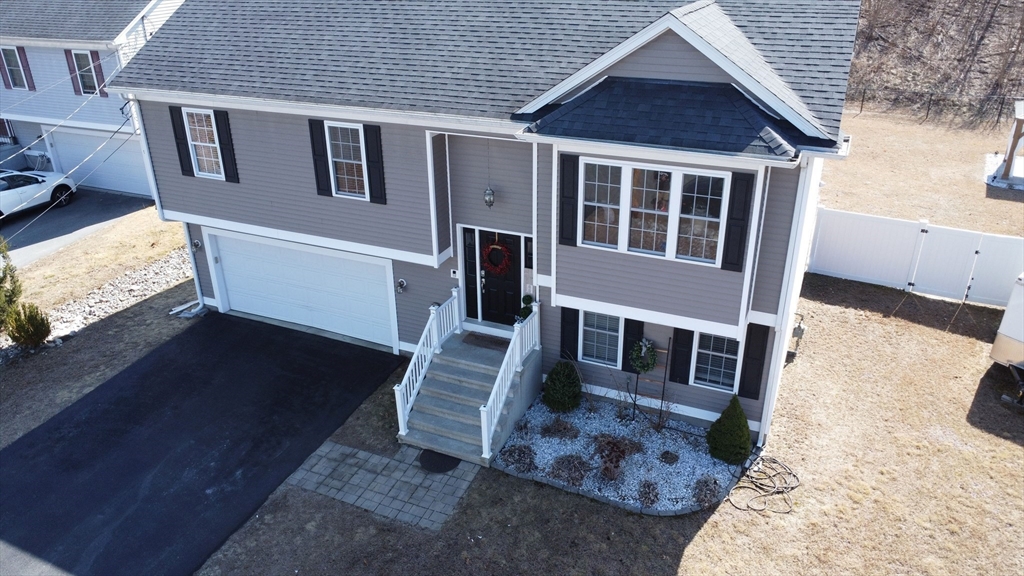 32 Dike Street