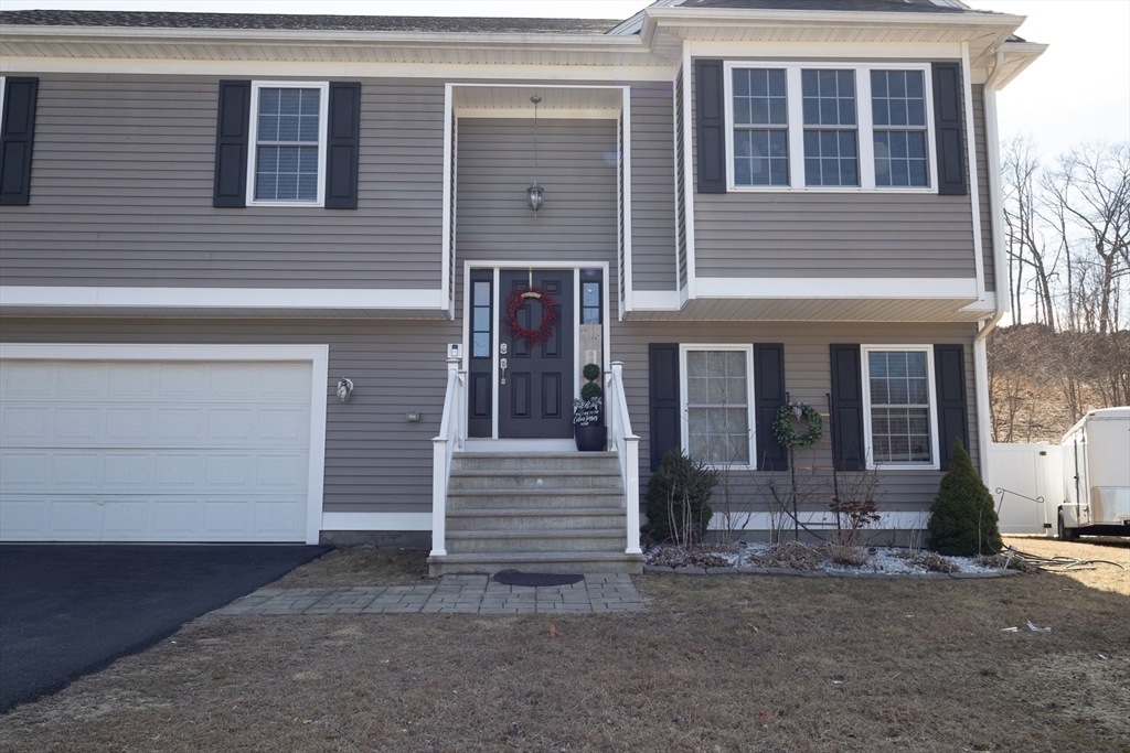 32 Dike Street