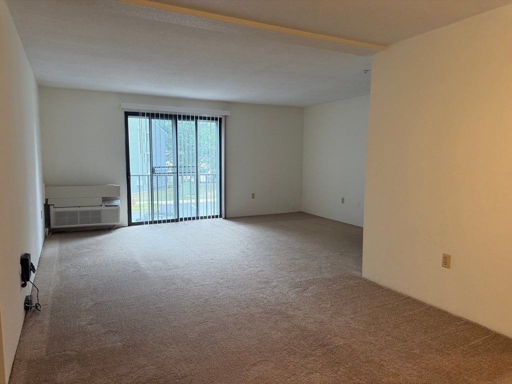 17 Village Rock Lane 19