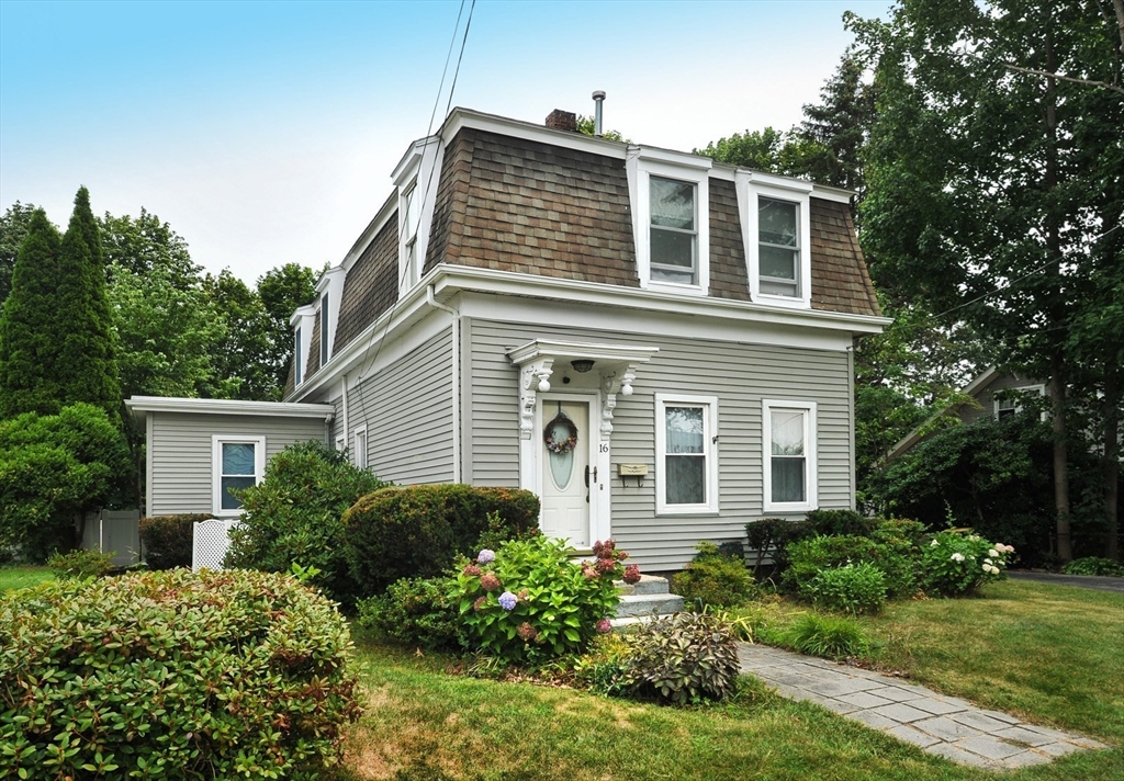 16 Howard St