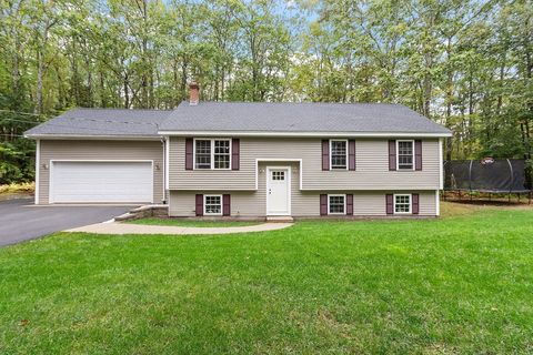 35 Hillside Dr Winchendon MA 01475