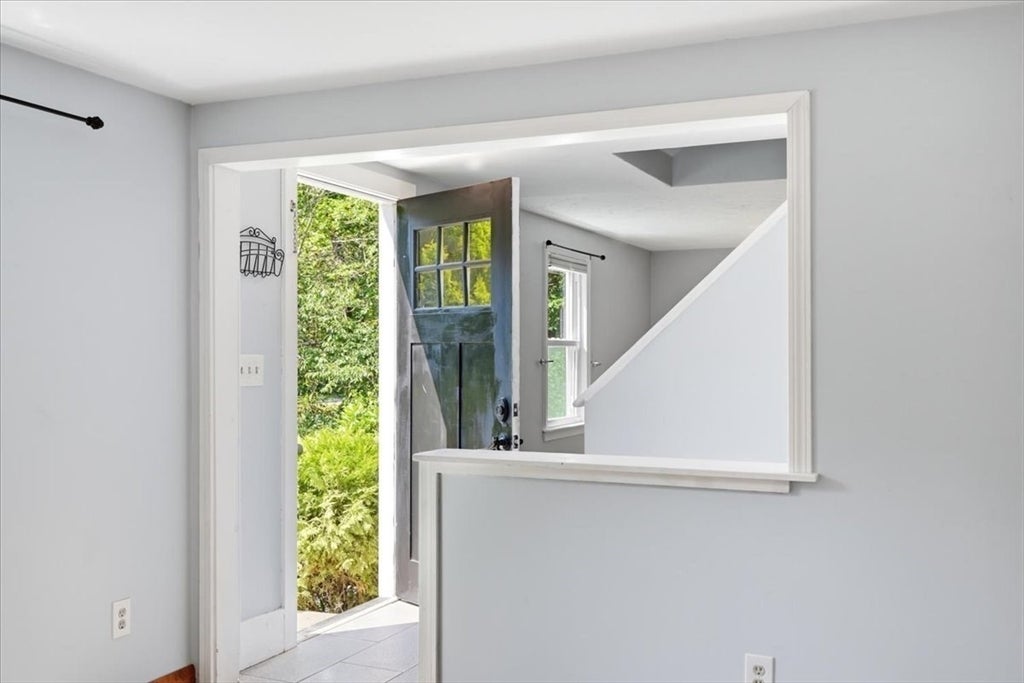 106 Bourne Rd, Plymouth, MA Photo #5