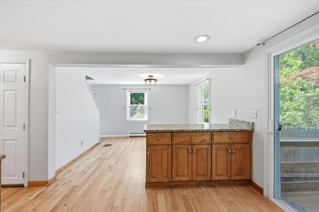 106 Bourne Rd, Plymouth, MA Photo #16