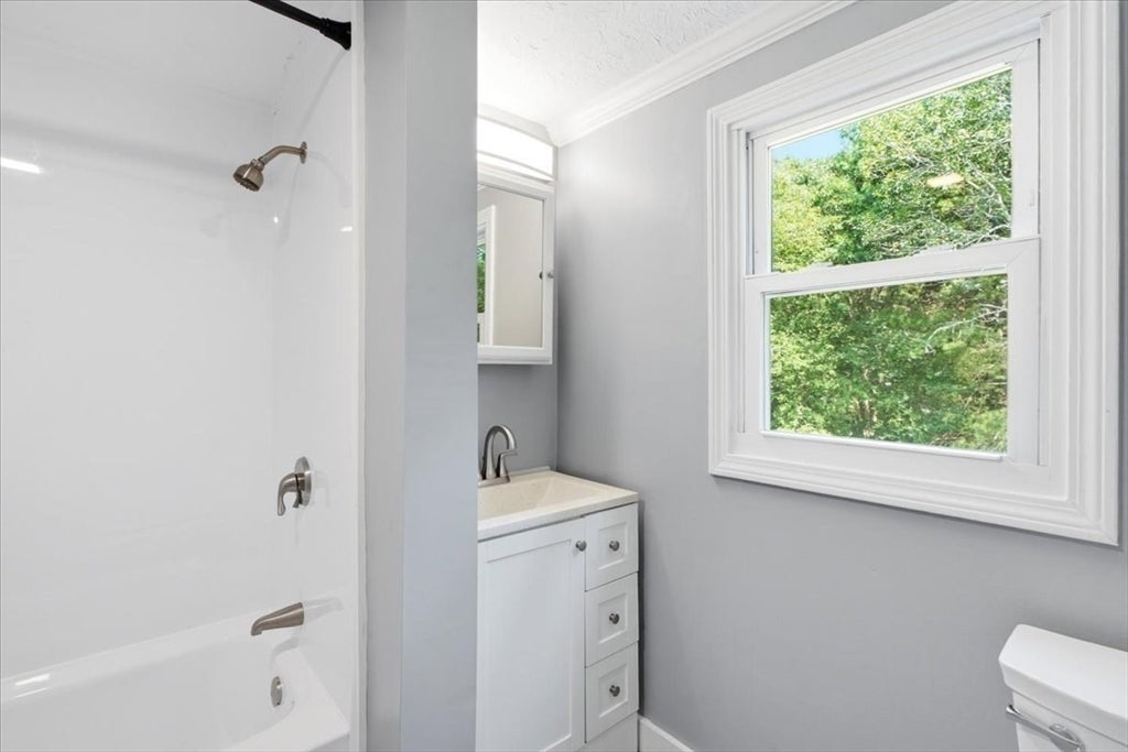 106 Bourne Rd, Plymouth, MA Photo #28