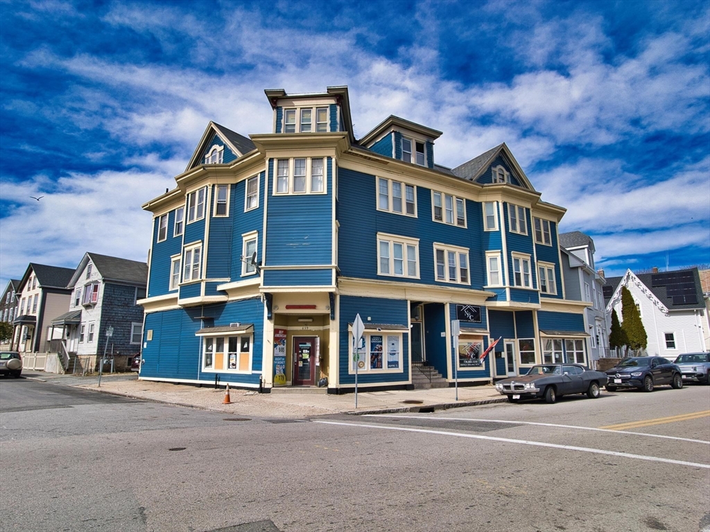 639-647 County St