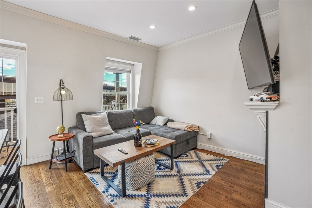 31 Brighton St 3