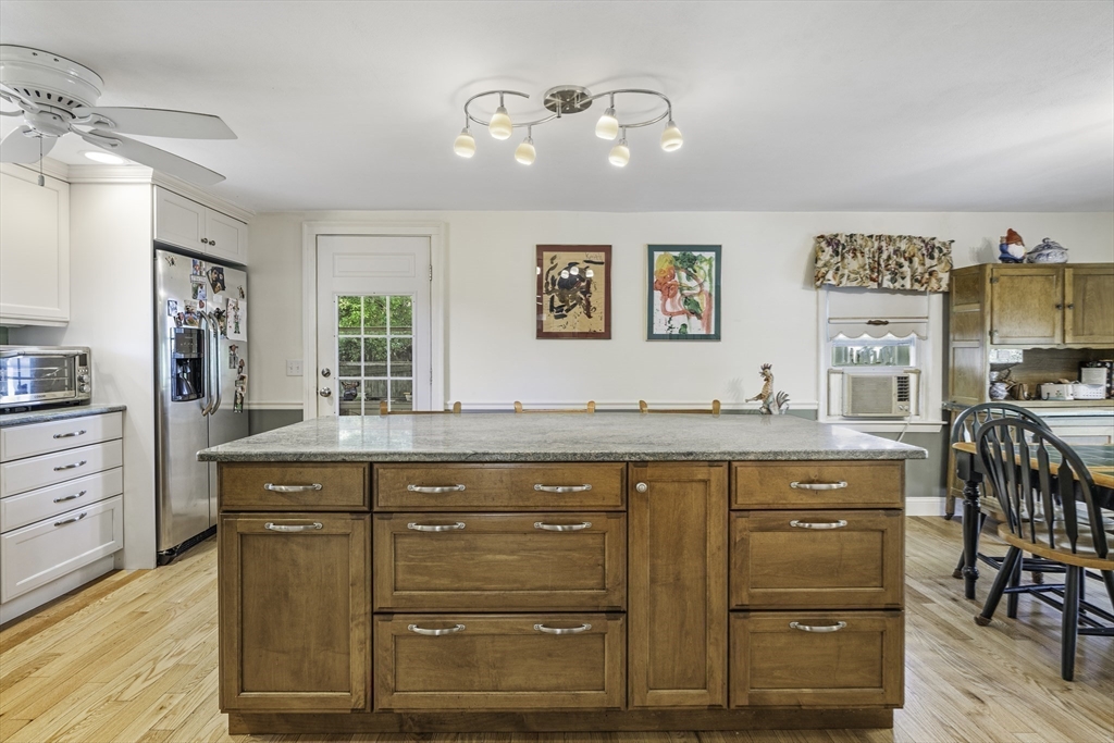 59 Norval Ave, Stoneham, MA, 59 Norval Ave, Stoneham, MA Photo #12