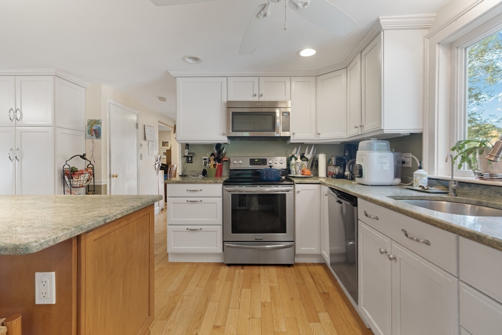 59 Norval Ave, Stoneham, MA, 59 Norval Ave, Stoneham, MA Photo #14