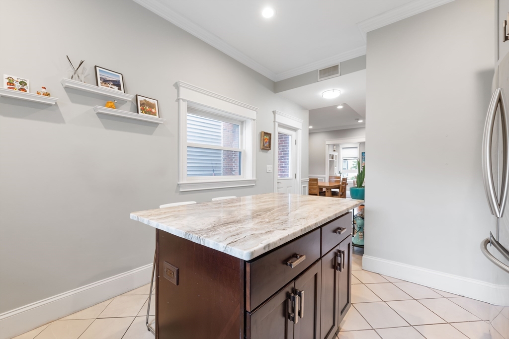 31 Essex St 2