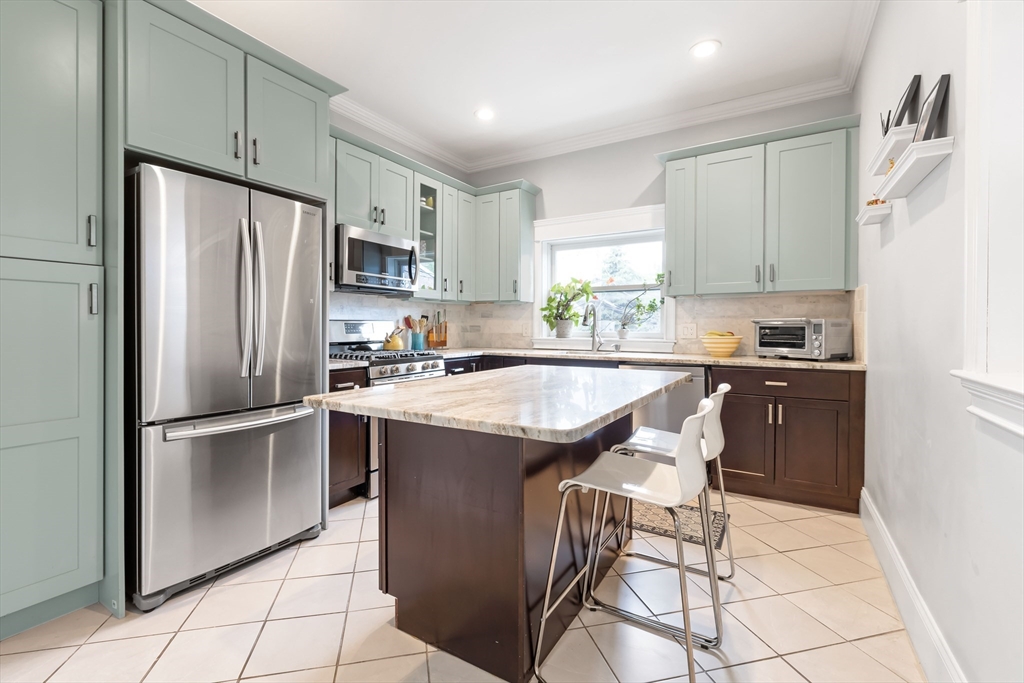 31 Essex St 2