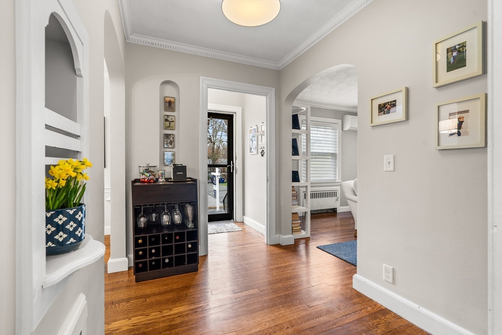 104 Gulliver St
