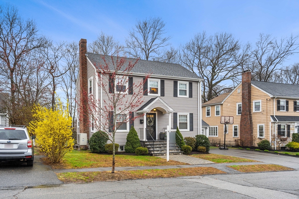 104 Gulliver St
