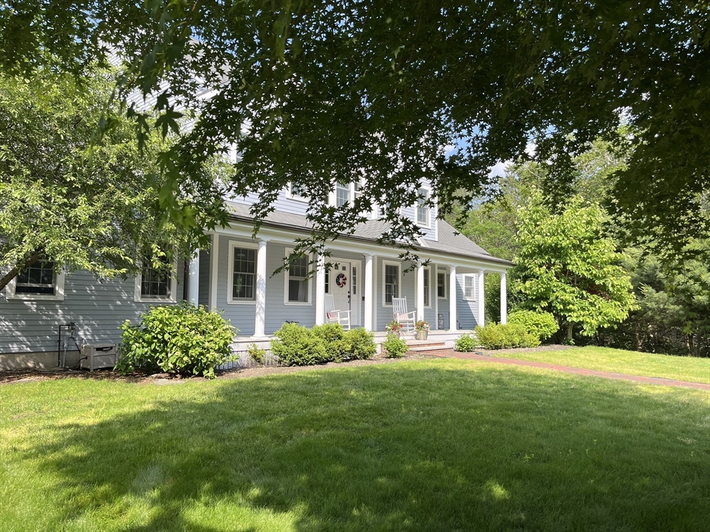 94 Arrowwood Dr