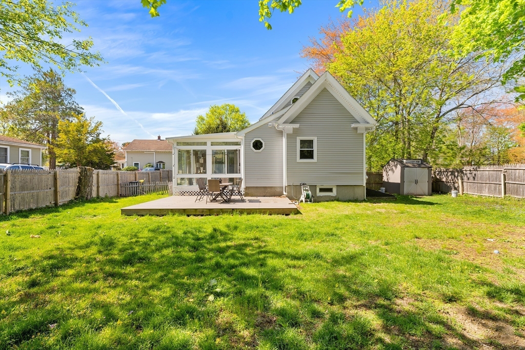 3 Edwards St, Franklin, MA Photo #5