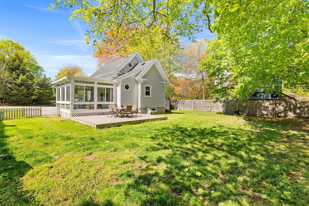 3 Edwards St, Franklin, MA Photo #4